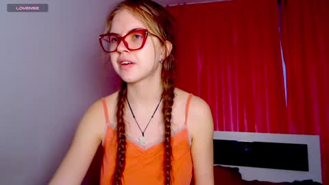 Snapshot of sarah_hs chatting on 17, 1, 2025 Sarah online show from 17, 1, 2025