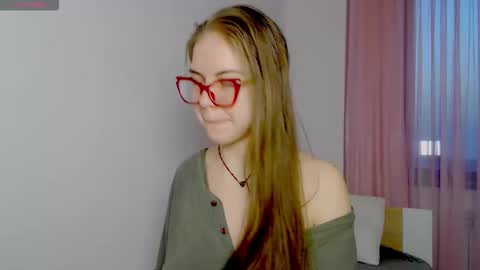 Snapshot of sarah_hs chatting on 14, 3, 2026 Sarah online show from 14, 3, 2026