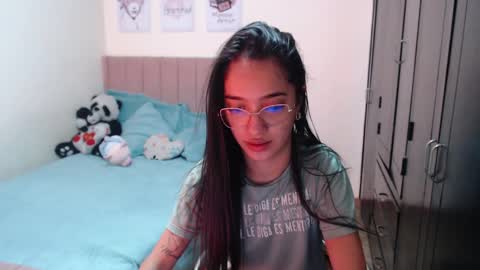 Snapshot of sarah_stone15 chatting on 13, 12, 2024 Sarah online show from 13, 12, 2024