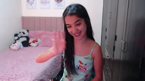 Snapshot of sarah_stone15 chatting on 28, 12, 2024 Sarah online show from 28, 12, 2024