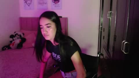 Snapshot of sarah_stone15 chatting on 31, 1, 2025 Sarah online show from 31, 1, 2025