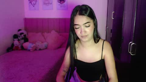 Snapshot of sarah_stone15 chatting on 1, 2, 2025 Sarah online show from 1, 2, 2025