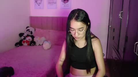 Snapshot of sarah_stone15 chatting on 14, 2, 2025 Sarah online show from 14, 2, 2025