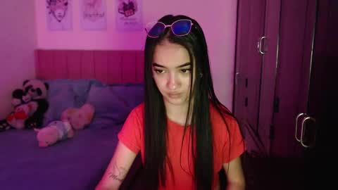 Snapshot of sarah_stone15 chatting on 6, 3, 2025 Sarah online show from 6, 3, 2025