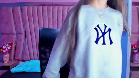 Sarah online show from 6, 12, 2024