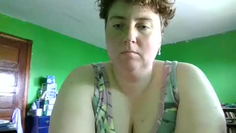 Snapshot of sarah_the_muse chatting on 8, 6, 2026 Sarah online show from 8, 6, 2026