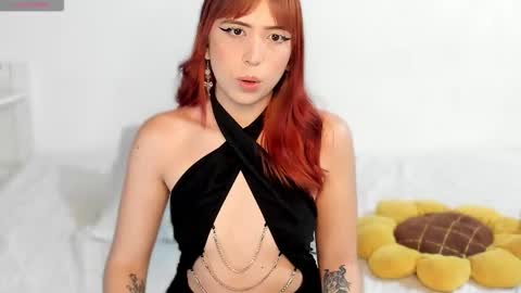 sarahgrant_ online show from 9, 10, 2025