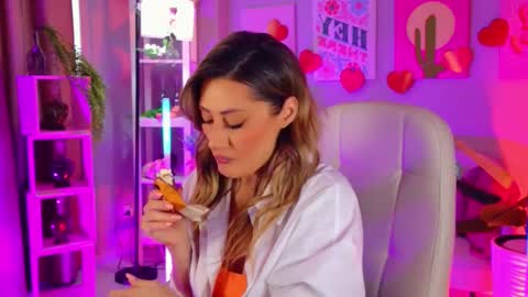 Divine Sarah NONUDE model online show from 13, 3, 2026