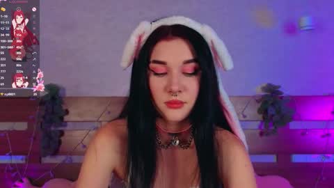 Sarah  online show from 6, 11, 2025