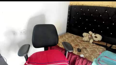 Sarah online show from 17, 10, 2025