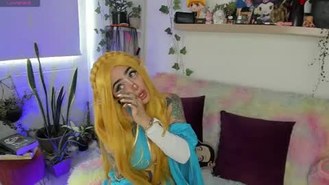 Sarah NEW ACCOUNT online show from 7, 6, 2026