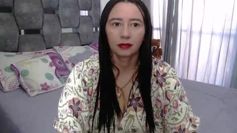 Snapshot of sarahott_1 chatting on 18, 5, 2026 Lia online show from 18, 5, 2026