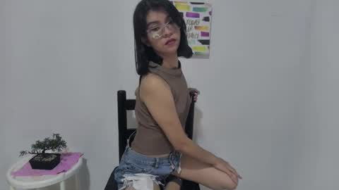 Sarah  online show from 21, 10, 2025