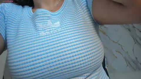 Sarah  independent model online show from 16, 7, 2026