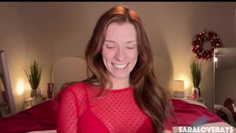 Snapshot of saraloverays chatting on 14, 2, 2025 Back from Vacay Follow for more here online show from 14, 2, 2025