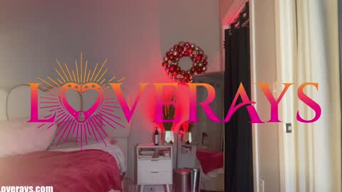 Snapshot of saraloverays chatting on 4, 11, 2025 Back from Vacay Follow for more here online show from 4, 11, 2025