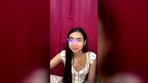 sarasaenz999 online show from 12, 4, 2026