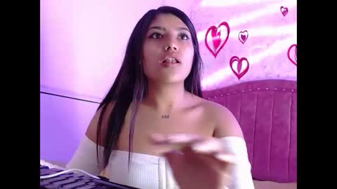 sarastonesx online show from 17, 2, 2025