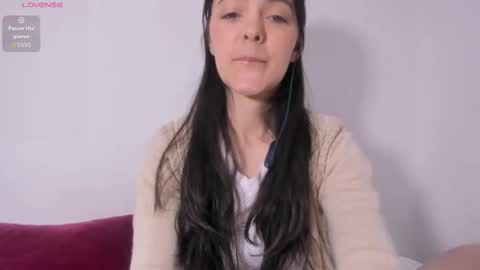 Sara   online show from 15, 9, 2025