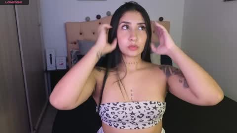 Snapshot of saratukkerr chatting on 27, 1, 2025 saratukkerr online show from 27, 1, 2025