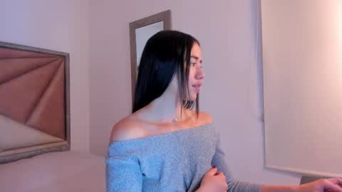      online show from 14, 12, 2025