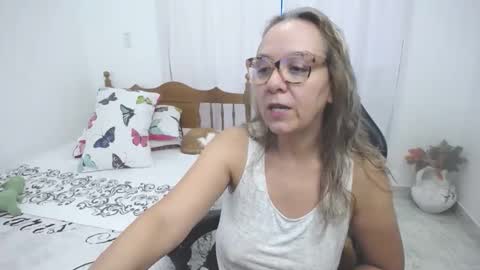 saray1221 online show from 1, 3, 2026