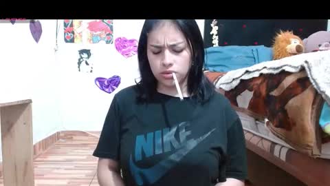 Snapshot of saray_extrovert1 chatting on 6, 10, 2025 Sara Jimenez online show from 6, 10, 2025