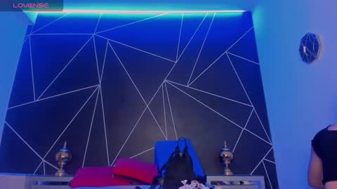 Baby Saren online show from 7, 1, 2026