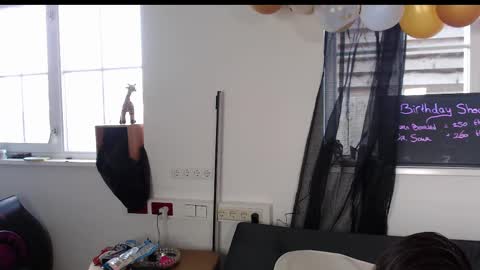 Sarissa online show from 9, 3, 2025