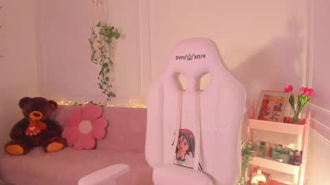 Sara  online show from 3, 1, 2025