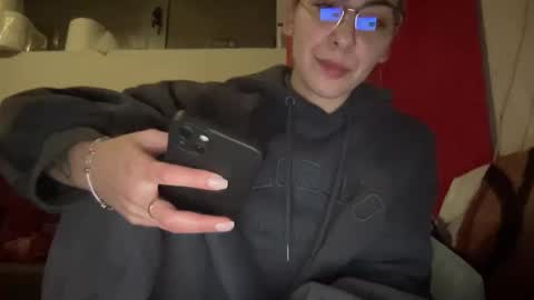 Sarrah online show from 26, 1, 2025