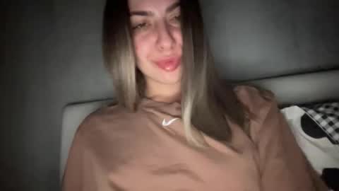 Sarrah online show from 14, 9, 2025