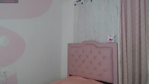 Snapshot of sasha_bigboobs_ chatting on 22, 4, 2026 sasha_bigboobs_ online show from 22, 4, 2026
