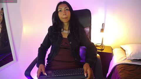 Sasha Brattz online show from 13, 1, 2025