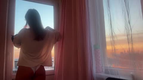 Alexandra Sasha in short online show from 5, 2, 2025