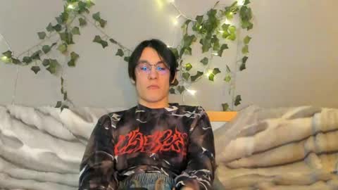 Snapshot of sasha_vesmus chatting on 16, 5, 2026 Sasha Vesmus online show from 16, 5, 2026