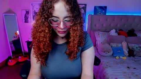 Snapshot of sashaa_love chatting on 6, 2, 2025 Tattie online show from 6, 2, 2025