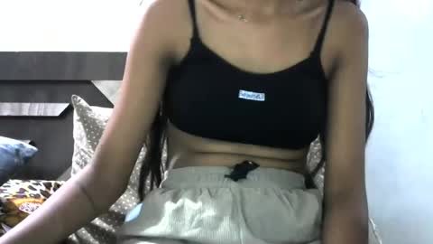 Snapshot of sashayess chatting on 16, 7, 2026 SASHAYESS online show from 16, 7, 2026