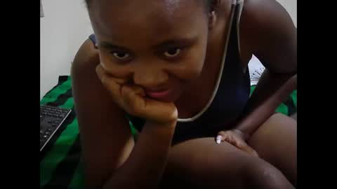 Snapshot of sassy_bella chatting on 22, 2, 2025 sassy_bella online show from 22, 2, 2025