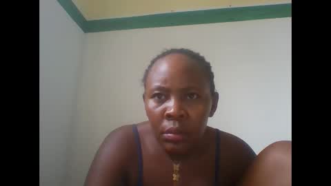 Snapshot of sassy_bella chatting on 19, 11, 2025 sassy_bella online show from 19, 11, 2025