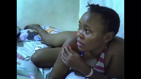 sassy_bella online show from 13, 4, 2026