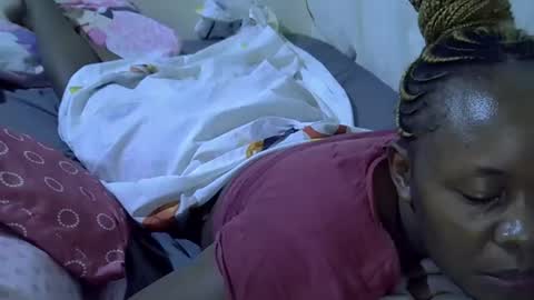 Snapshot of sassy_bella chatting on 27, 5, 2026 sassy_bella online show from 27, 5, 2026