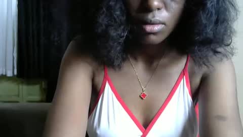 sassy_lyne online show from 4, 12, 2025