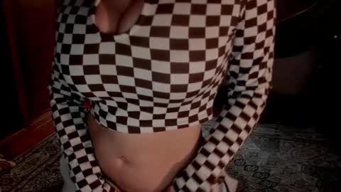 Snapshot of sassy_xyou chatting on 13, 12, 2024 Ms. Oh online show from 13, 12, 2024