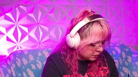 Gina George online show from 1, 3, 2026