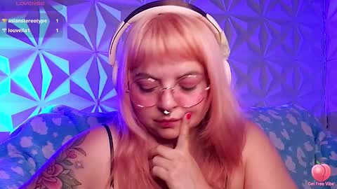 Gina George online show from 25, 3, 2026