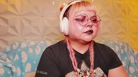 Gina George online show from 16, 5, 2026