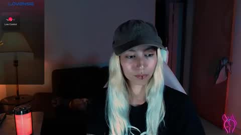 I AM JENN  online show from 7, 12, 2024