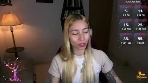 I AM JENN  online show from 26, 10, 2025