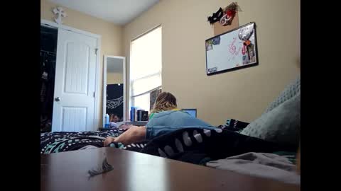 Bugglove online show from 24, 10, 2025